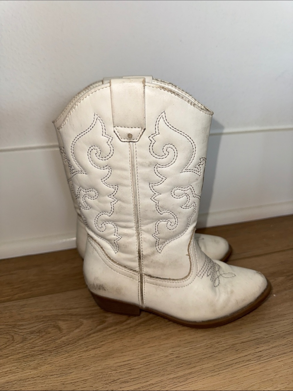Tucker & Tate White Western Cowboy Boots for toddler girls size 10
